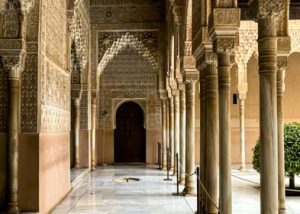 patio-de-leones-alhambra-granada